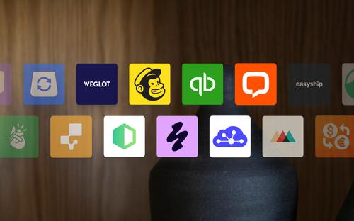 Weglot、Mailchimp、QuickBooks、Easyshipなど、Squarespaceと連携するパートナー アプリのアイコンがグリッド状に並べられている。