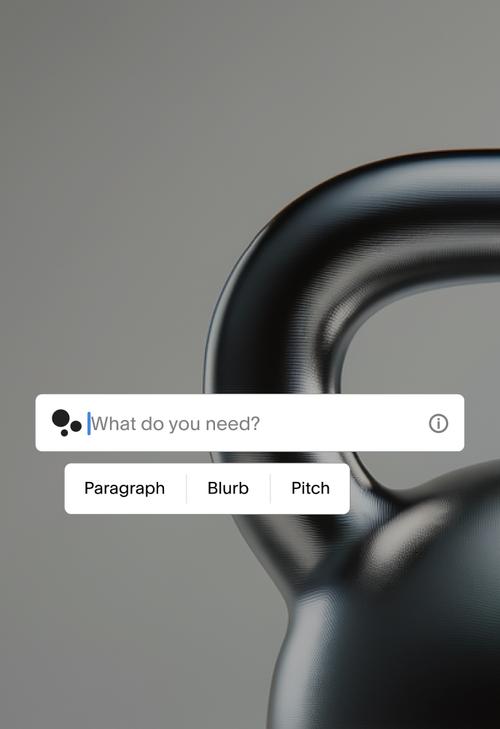 Um campo de texto com IA que pergunta "Do que você precisa?", com opções de Parágrafo, Sinopse e Apresentação abaixo, sobreposto a uma foto em close de um kettlebell preto.