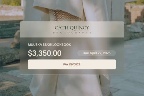 Captura de pantalla que muestra el pago de una factura en Squarespace