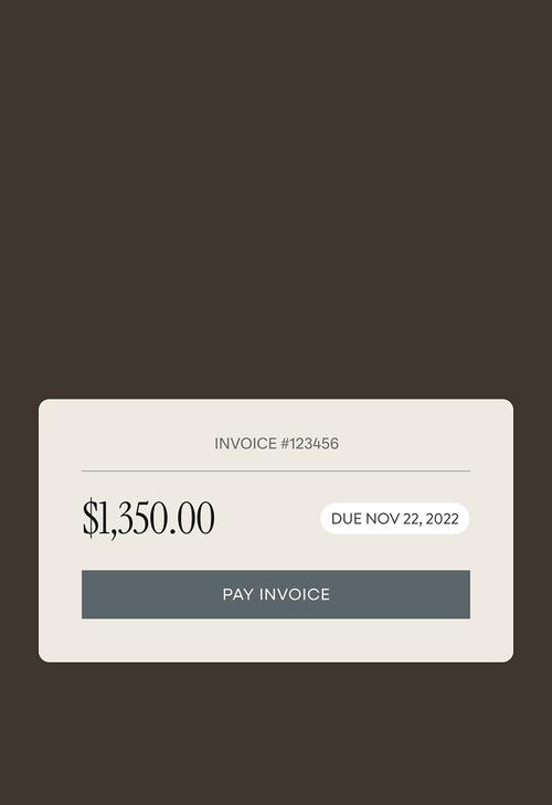 Factura identificada con la marca enviada a un cliente, en la que se detalla el próximo pago por servicios de consultoría pasados.